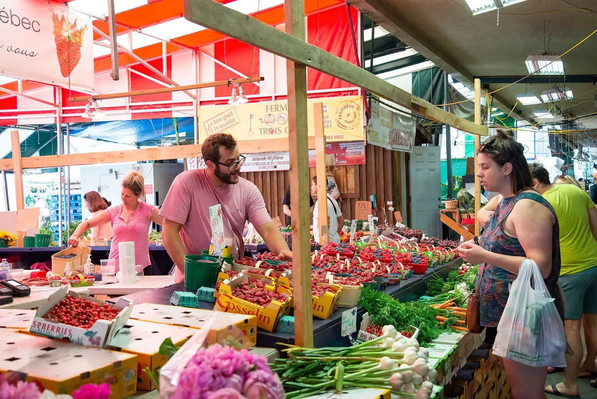 10 Questions to Ask at a Cumbrian Farmers’ Market Before You Buy